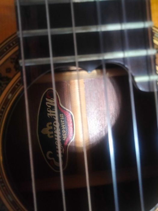 Продам класичну гітару.