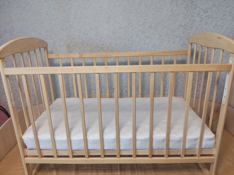 Продам дитяче ліжечко