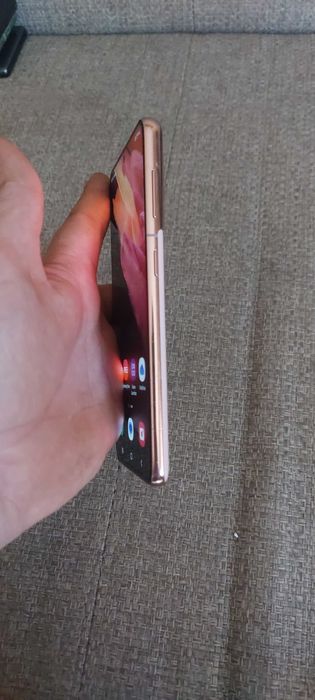 Телефон Samsung S21 8/128
