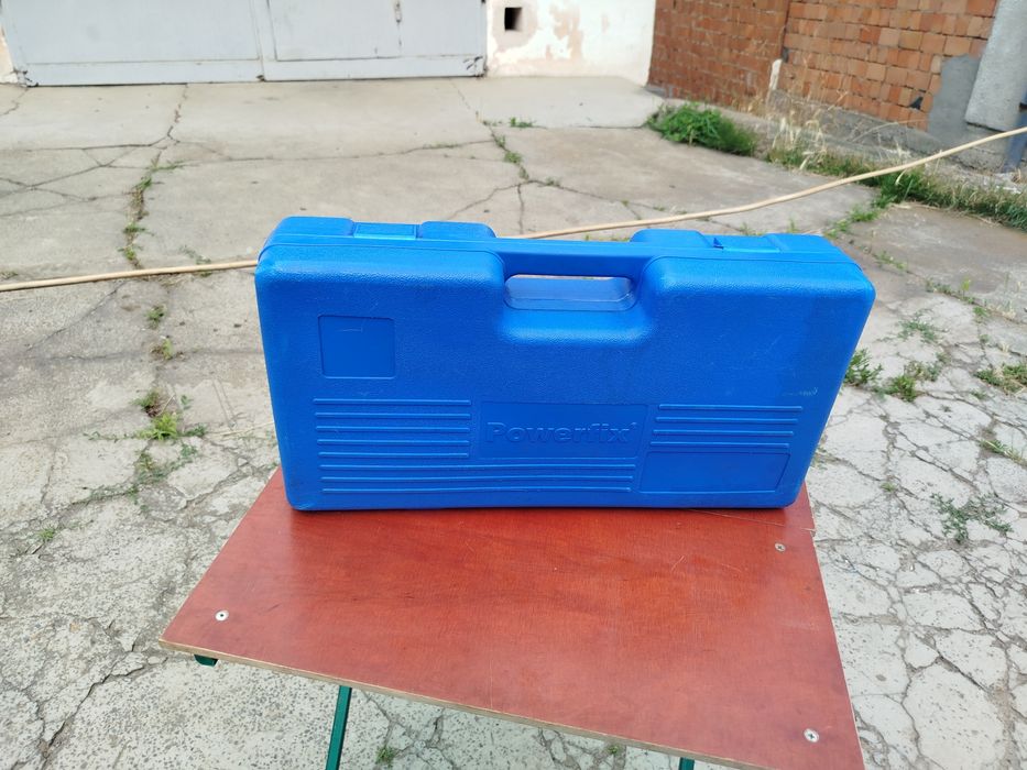 Штатив + рівень +