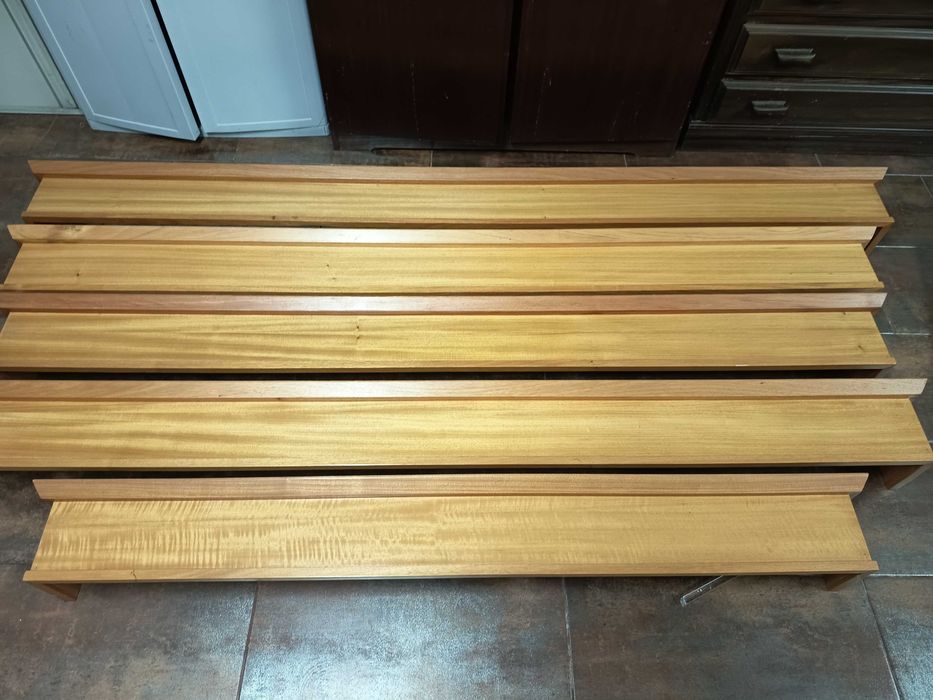 Sanefas em madeira tola