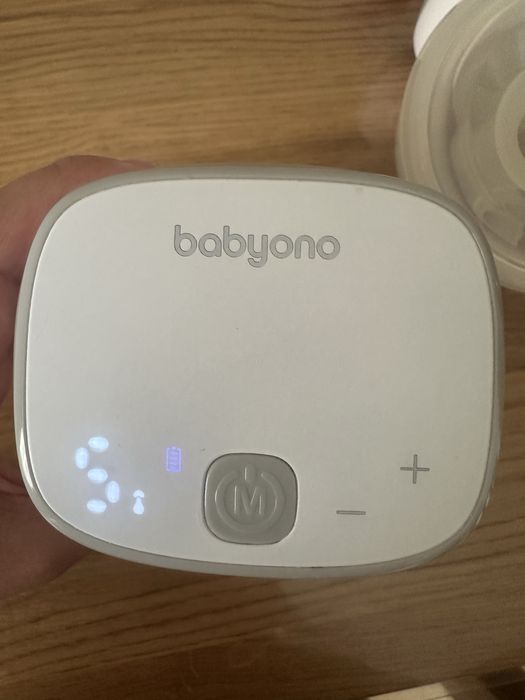 BabyOno молоковідсмоктувач вільні руки