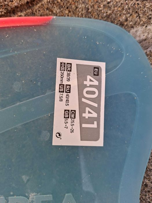 Barbatanas Decathlon Tamanho 40/41 e 41/42 como novas