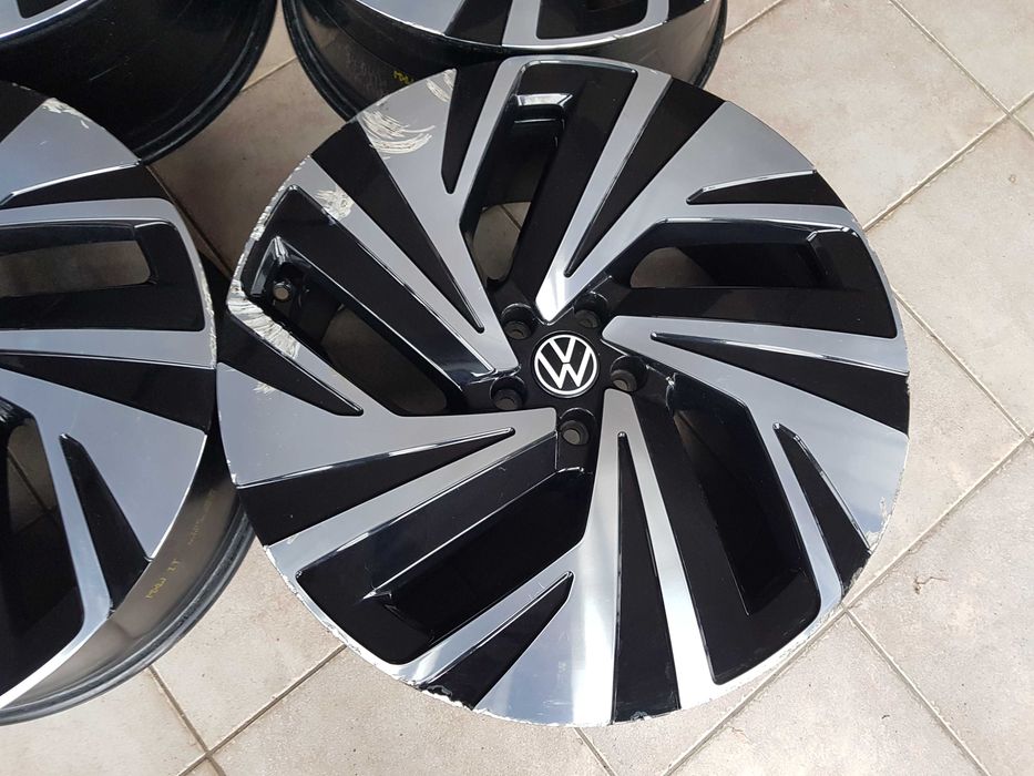 Felgi aluminiowe VW ID.4 8,5x21 9x21 5x112 57,1 Phaeton Passat Audi A8
