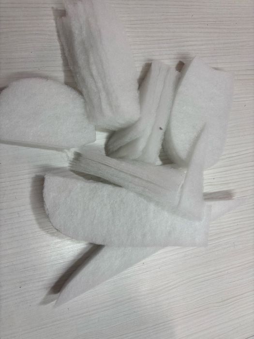 Синтепон обрізки, випади