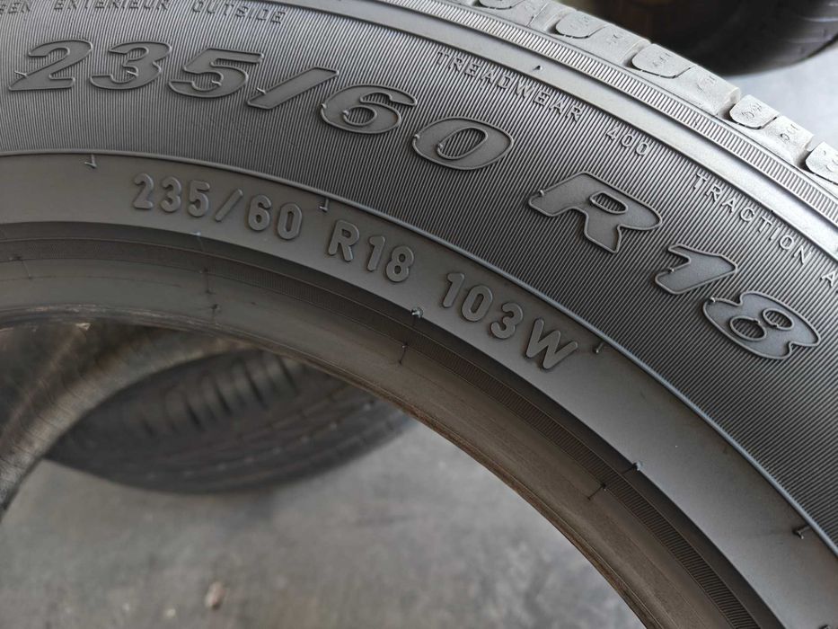 Шини літні  2шт R18 235 60 Pirelli Scorpion Verde 7-8мм майже 23рік