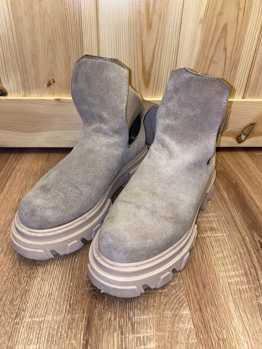 Carinii 36 37 botki zamsz zamszowe sztyblety skórzane beżowe skóra