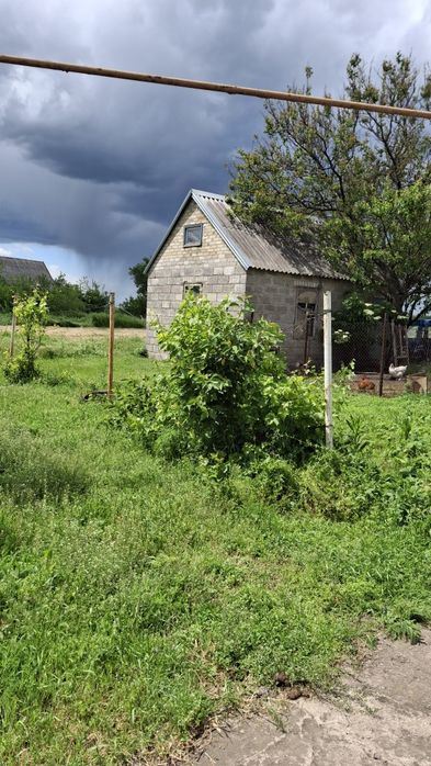 Продам будинок в селі Рогівське.