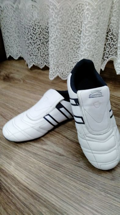 Кросівки на хлопця