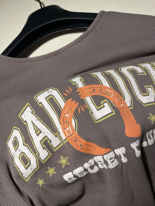 коричневий топ Bershka