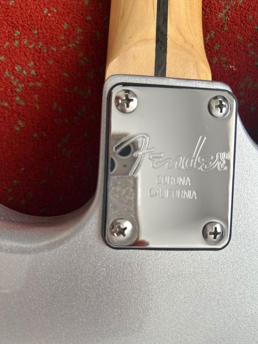 Guitarra Stratocaster à venda