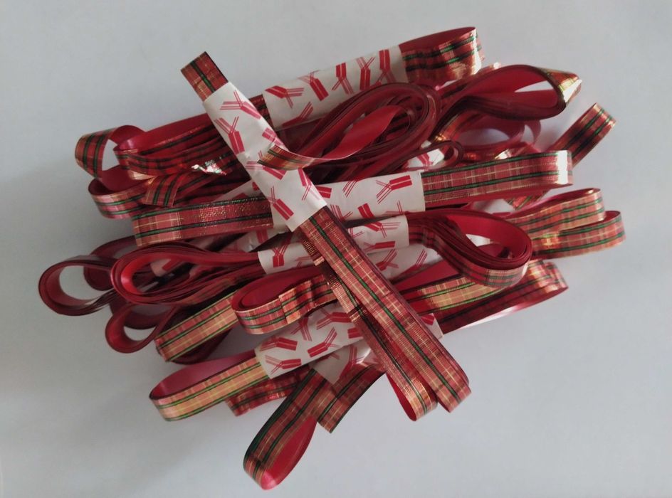 Various and Attractive Wrapping Tapes and Rolls64752321621379123