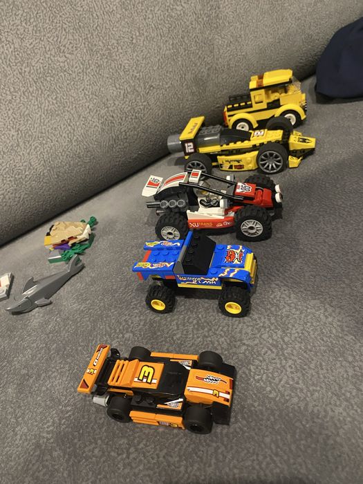 Lego Zestaw 5 samochodów ,skuter wodny i wiele więcej
