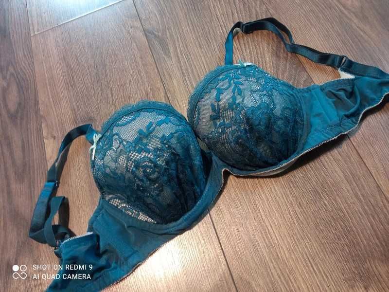 Biustonosz,r.70 E, Ann Summers