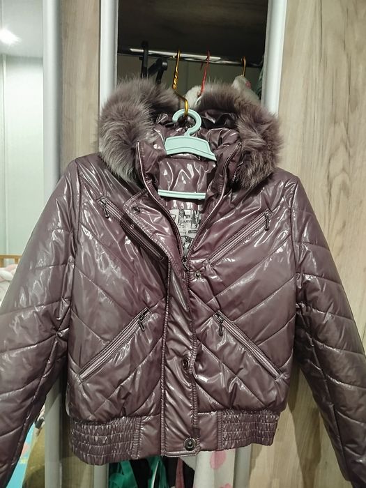 Жіноча куртка 48 розмір