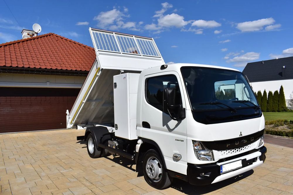 Mitsubishi FUSSO CANTER WYWROTKA/ MAŁY PRZEBIEG  Bardzo dobry stan