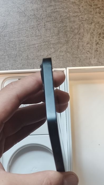 Sprzedam iPhone 13, nie naprawiany, dobry stan
