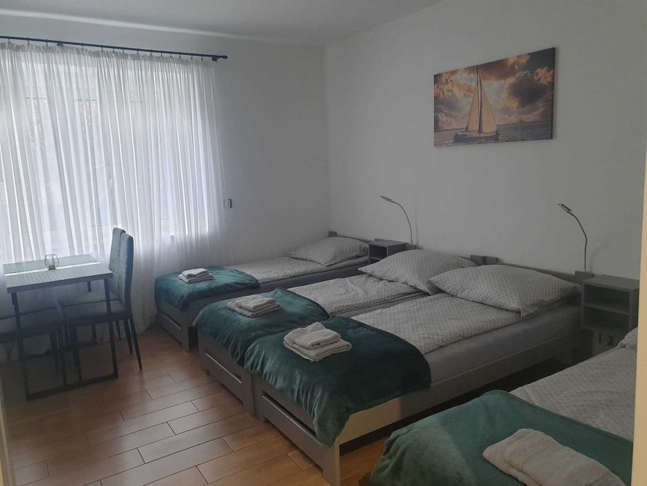 domek i pokoje gościnne  nad jeziorem-noclegi Mazury