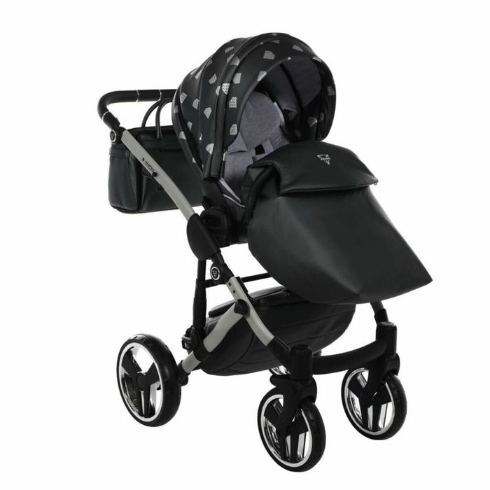 Продам універсальну коляску  Junama Diamond Glow