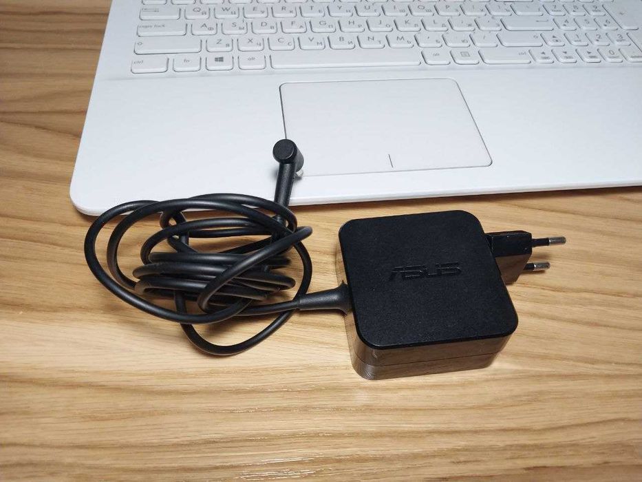 Ноутбук ASUS x541u