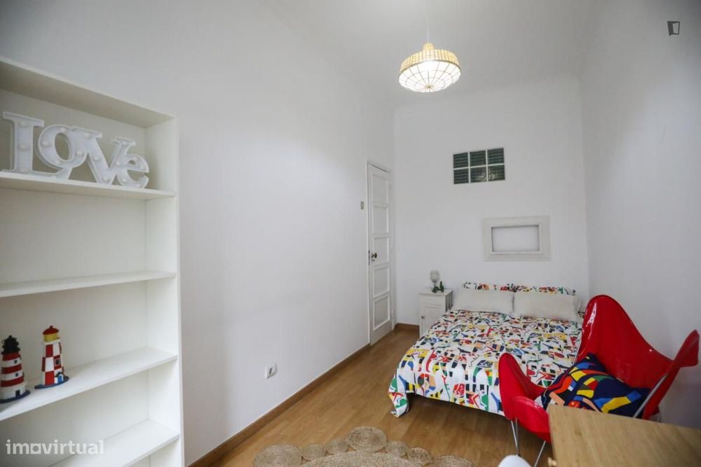 Quarto - localizado em Ajuda Lisbon