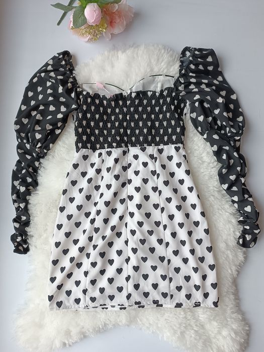 Katch Me sukienka M NOWA z metką serduszka bufiaste rękawy walentynki