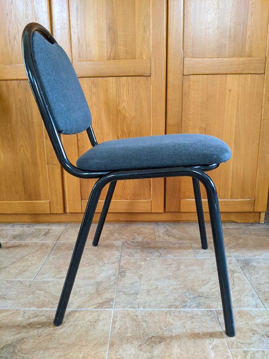 Krzesła konferencyjne biurowe Nowy Styl Arioso