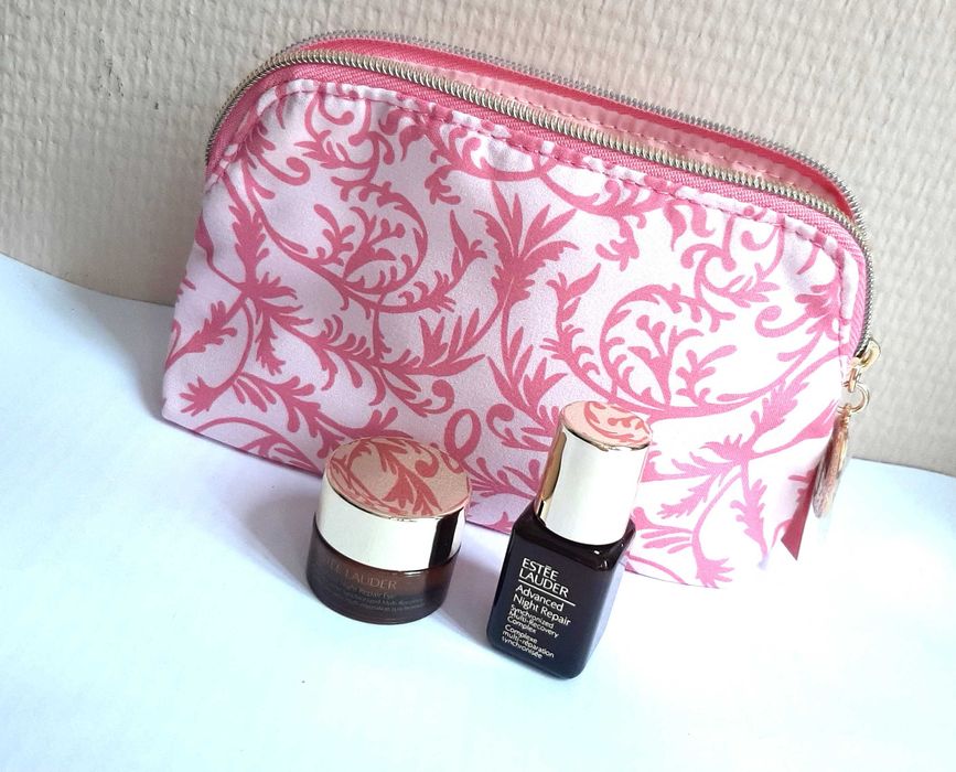 nowy zestaw Estee Lauder krem kompleks kosmetyczka