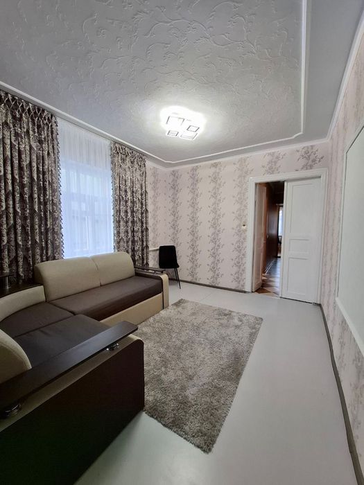 Оренда частини будинка район Старе місто