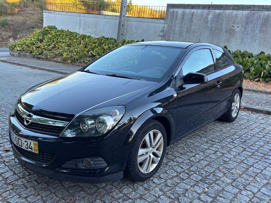Opel Astra GTC 1.4 16V 90CV Gasolina de 2008 5 Lugares