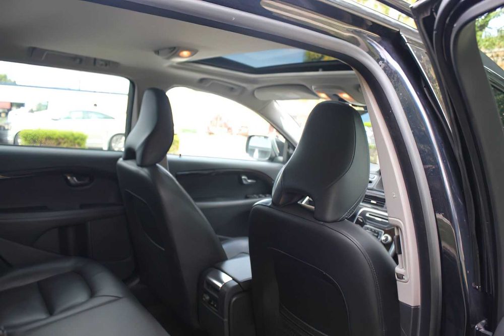 Volvo XC70 T5 Premier      2016