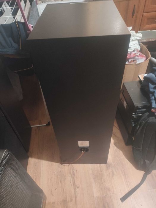 Sprzedam potężne kolumny STX Graviton 900.