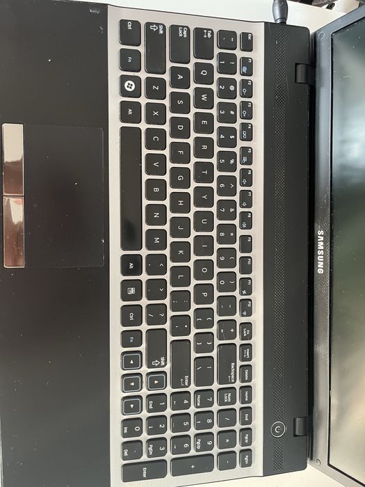 Laptop Samsung..