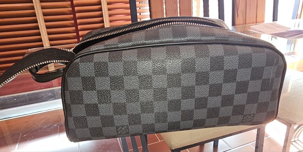 Dopp Kit Toilet Pouch Louis Vuitton