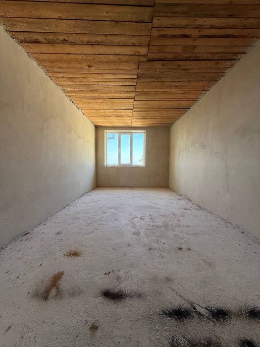 Видова 3-кімнатна в зданому будинку за 650$ за м2!