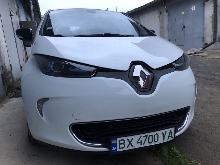 Renault Zoe 41квт 300км