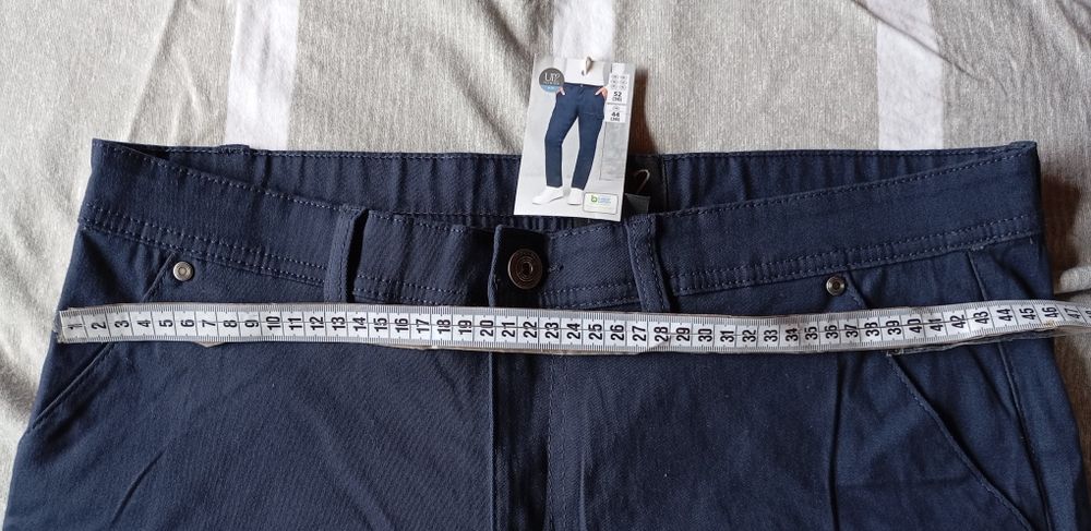 Жіночі штани, розмір 52