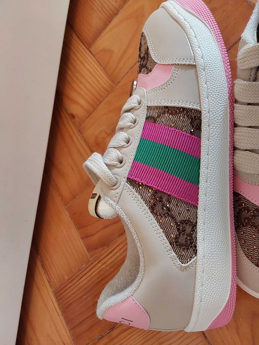 Sapatilhas Gucci.