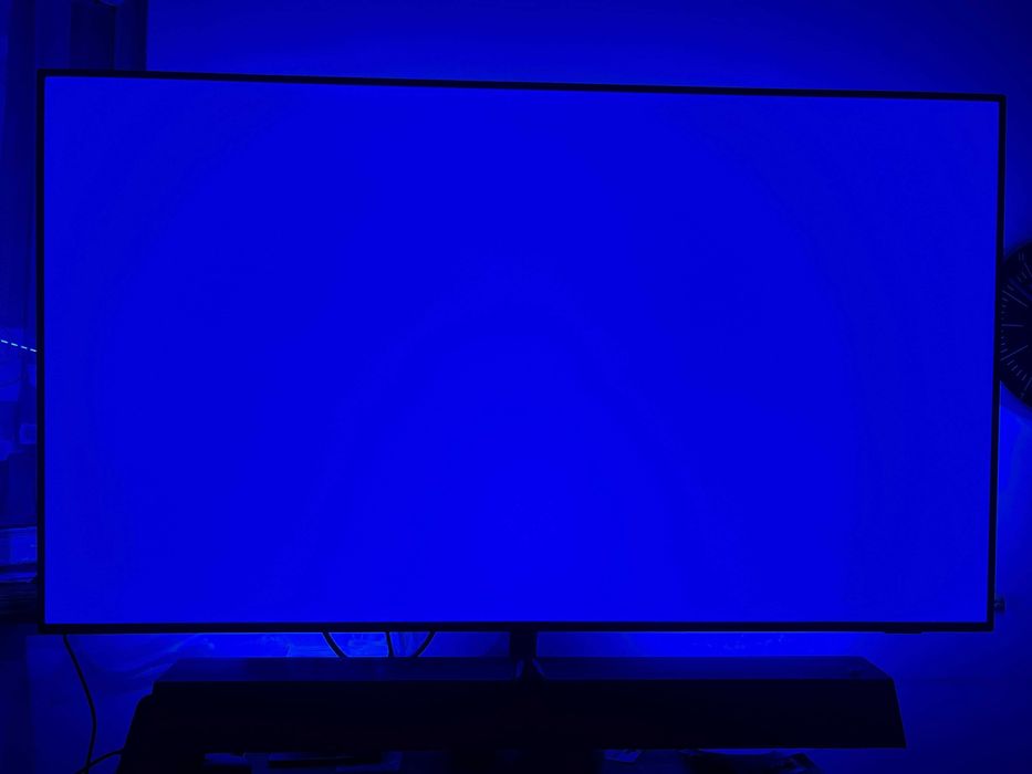 55OLED935 topowy model + soundbar B&W niski stan godzin pracy 4130