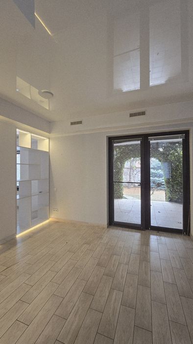 Оренда будинку на правому березі