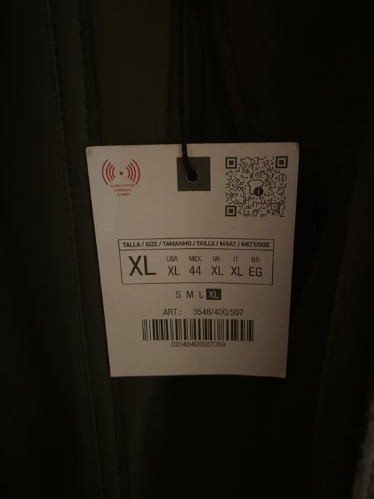 Casaco de couro e camurca