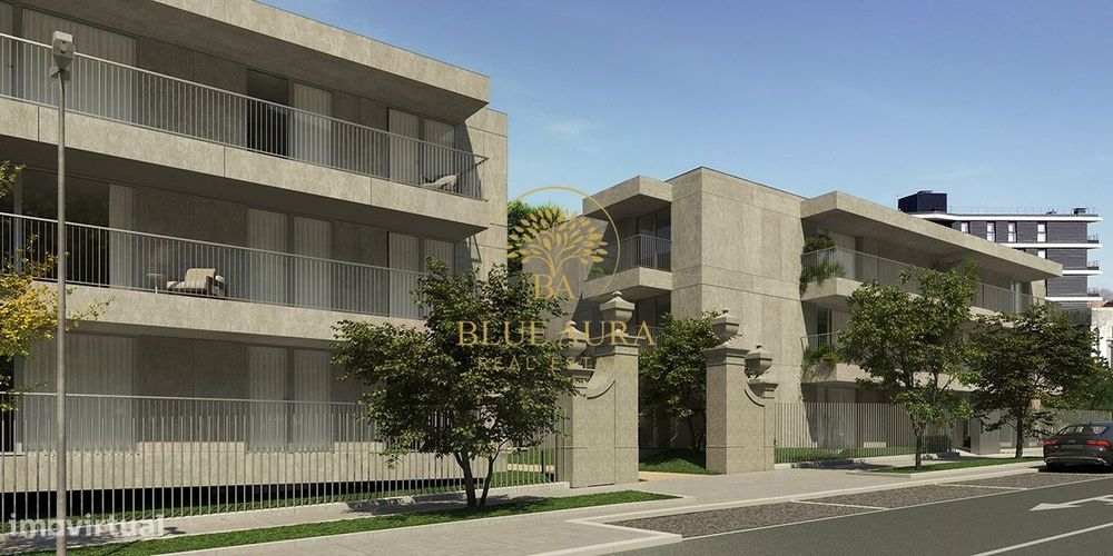 Apartamento T2 com Varanda e Garagem no Garden Palace