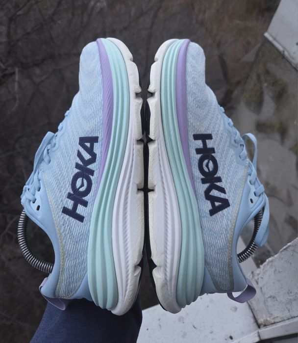 40.5р hoka gaviota 5 жіночі кросівки