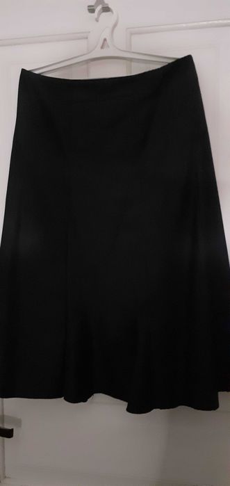 Продам классическую юбку 54 размер фирма Dimoda