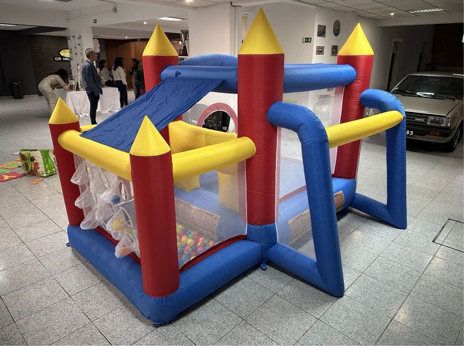 Aluguer Insuflavel para Festas