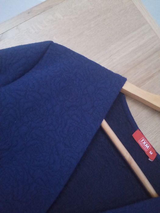 Marynarka narzuta blazer granatowy wyszywany w róże elegancki m 38