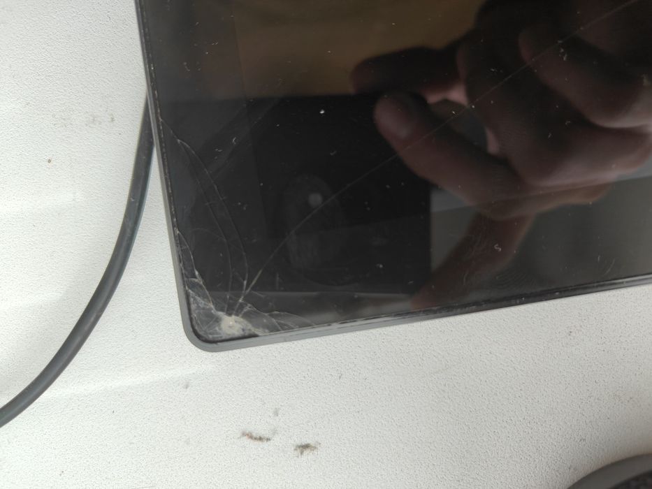 Срочно! Surface pro 4/128 планшет на windows