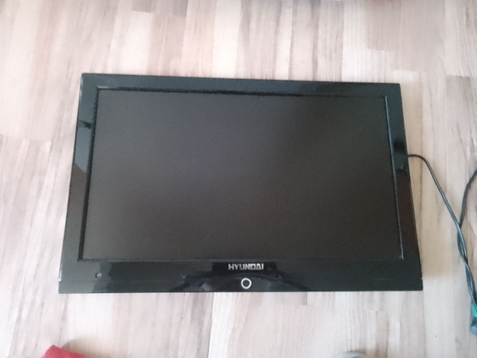Telewizor Hyundai 22 cale