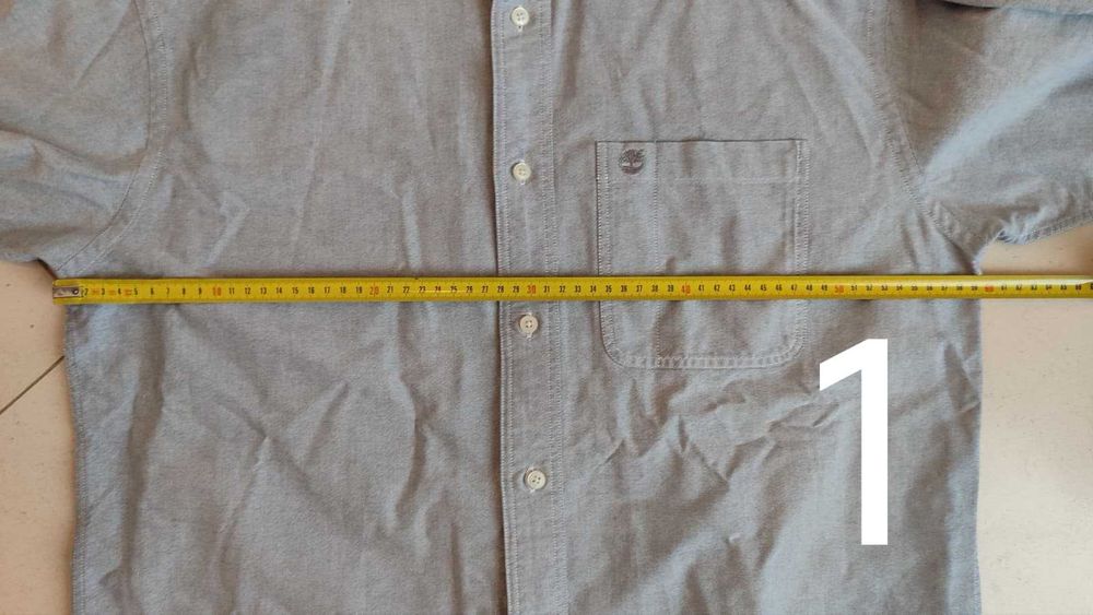 Caixa cheia de Roupa - camisas e parka Timberland + 8 peças