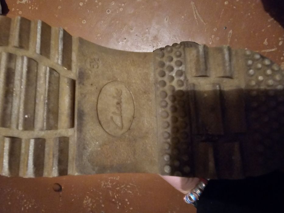 Ботинки Clarks подростковые  размер 36-37